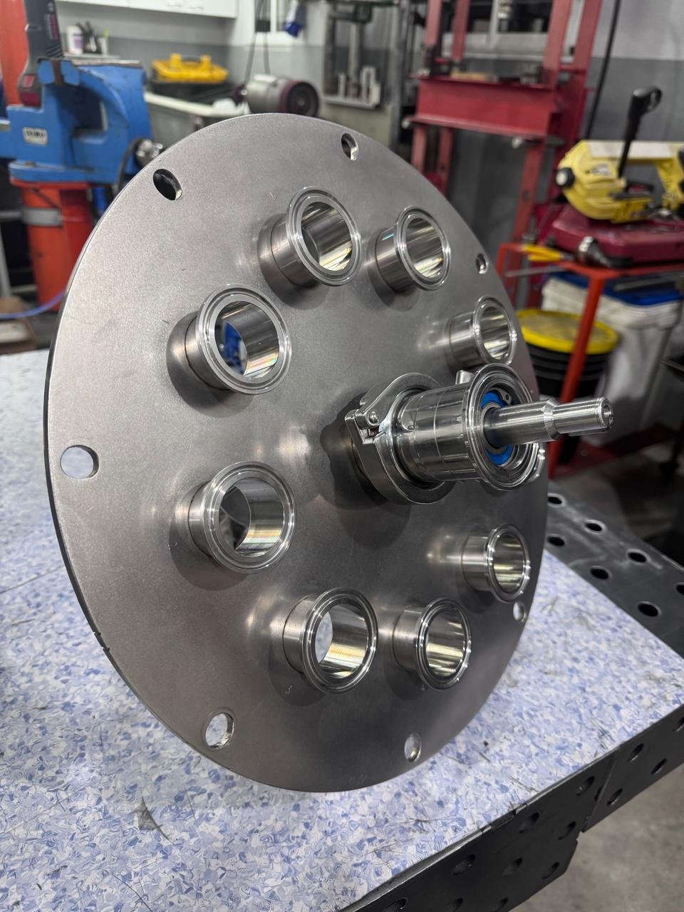 Plato superior con conexiones tri-clamp